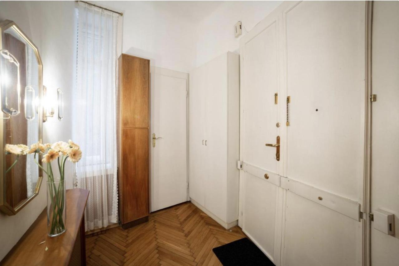Calm 60M2 Flat Close To Center - Free Parking Bécs Kültér fotó